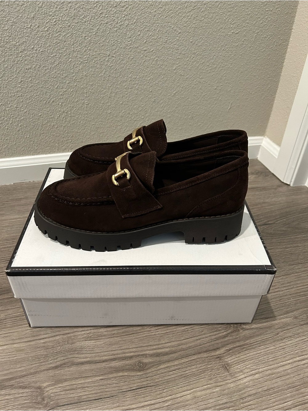 Steve Madden Dark Brown Suede Platform Loafers with Gold Bit - Picture 1 of 5